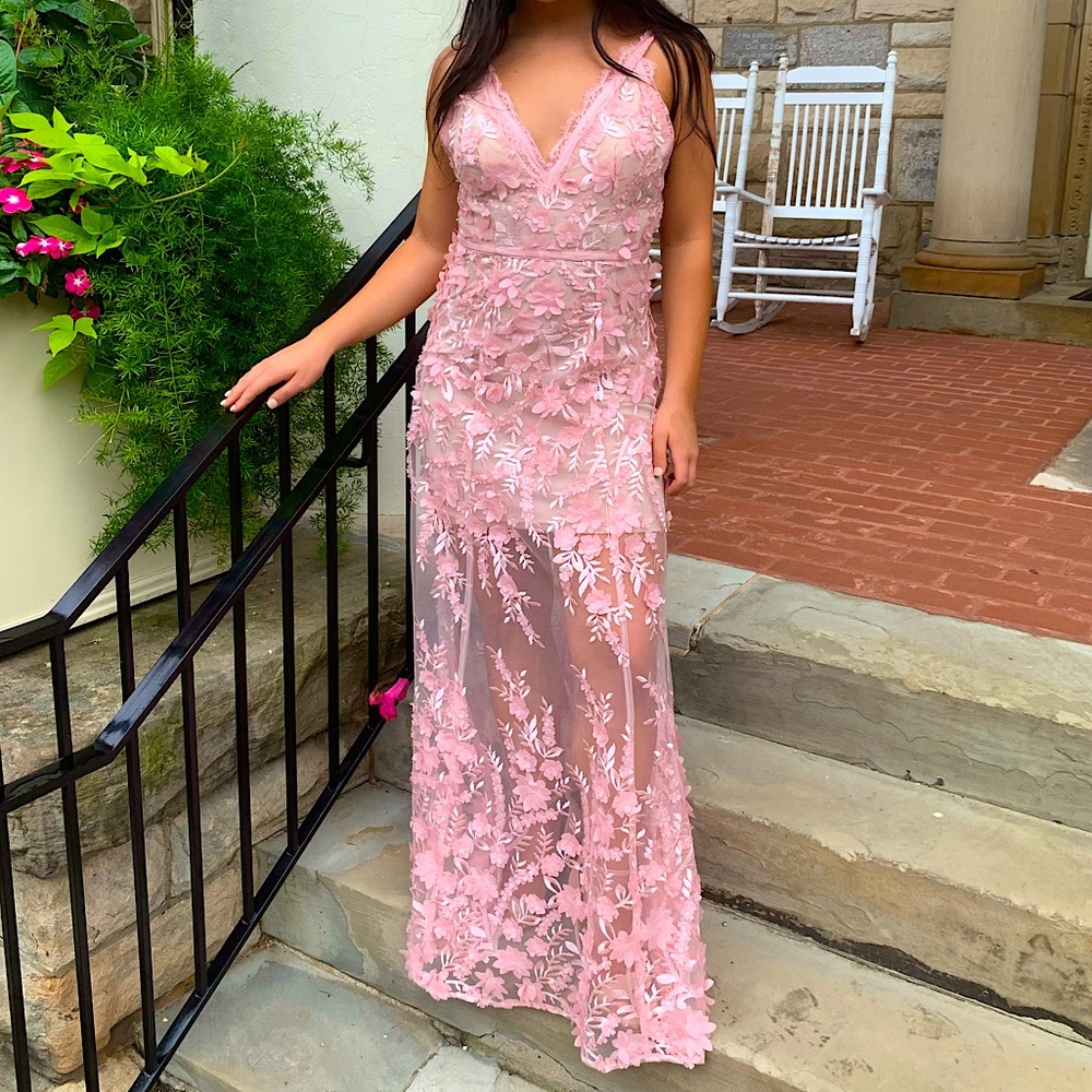 💖Light pink lace/floral formal dress💖